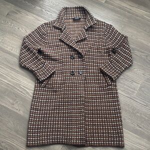 Thursday’s | Brown, White and Black Houndstooth Pattern Coat Size Medium